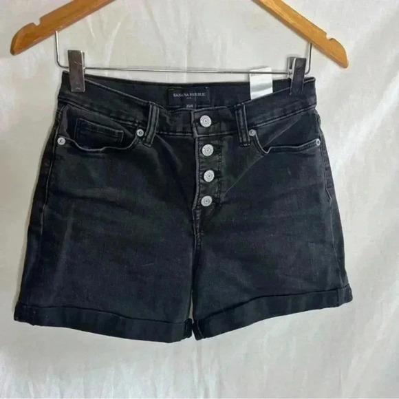 Banana republic black high rise denim shorts - Picture 1 of 3